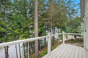 Terrace/patio - Spacious, riverfront new-build with wooded surroundings - minutes to town (Saugatuck)