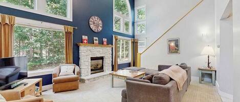TV, fireplace, DVD player, offices