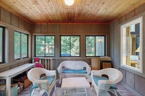Interior - Comfy All Seasons Retreat, Ski-and-Golf Getaway ‚Äì Walk to Crystal Mountain! (Thompsonville)