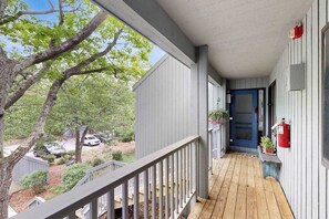Property grounds - Lakefront condo with deck, gorgeous view, fireplace, & W/D (Glen Arbor)