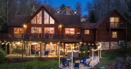 Luxury Deep Creek Lake Cabin - Hot Tub, Fire Pit, Lake Views, Sleeps 14