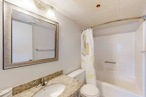 Shower, hair dryer, towels - Oceanfront Condo w/ Balcony & Amazing Beach Views (Ocean City)