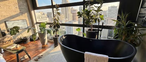 公寓, 城市景 | 記憶棉床墊、熨斗/熨衫板、免費嬰兒床、免費 Wi-Fi