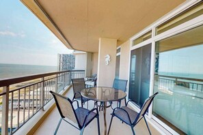 Outdoor dining - Fountainhead Towers 1310 (Ocean City)