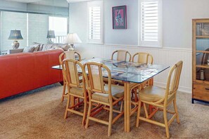 Dining - Oceanfront, 19th-floor condo with indoor pool, saunas, gym, tennis & game room (Ocean City)