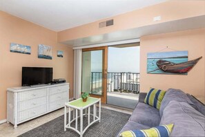 TV, offices - Oceanview condo with private balcony, shared pool access - walk to the beach (Ocean City)