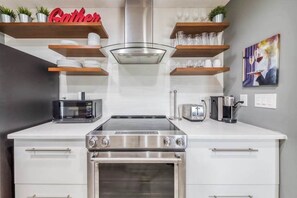 Fridge, microwave, oven, stovetop - First-Floor Seaside Condo with Free WiFi, Shared Pool, Jetted Tub, and Central A/C (Ocean City)