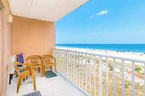 Property grounds - Barefoot Country 303 (Ocean City)