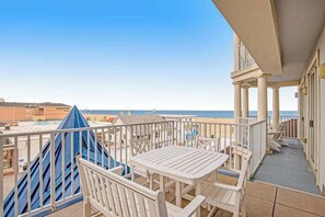 Outdoor dining - Oceanfront Condo w/Central A/C, WiFi, Shared Pool, Ocean View, Gas Fireplace (Ocean City)
