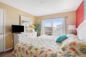 5 bedrooms, iron/ironing board, travel cot, WiFi - Sunset Island Townhouse w/ AC, W/D, WiFi, Shared Pools (Ocean City)