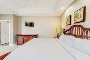 Iron/ironing board, travel cot, WiFi, bed sheets - Midtown Key Largo Condo Full of Upgrades w/ Gourmet Kitchen, W/D, WiFi, AC (Ocean City)