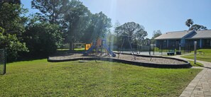 Children’s area - Coastal Dunedin RV, Close to Beach, 1BR + Office, Pool, Gym, Pet Friendly Park (Dunedin)