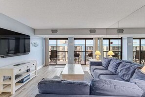 TV, DVD player, offices - Oceanfront Braemar Towers Condo w/ AC, Private W/D, Shared Pool, Ocean View (Ocean City)