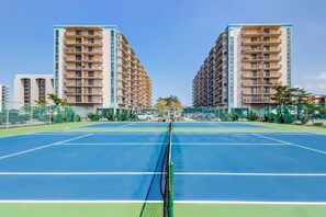 Sports court - Oceanfront Braemar Towers Condo w/ AC, Private W/D, Shared Pool, Ocean View (Ocean City)