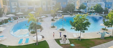 Chalet, 2 chambres, vue mer | Piscine