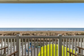 Property grounds - Beach Village 6 (Ocean City)