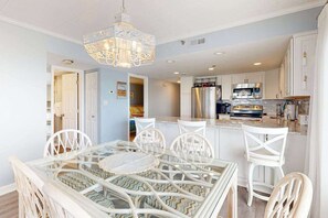 Dining - Oceanfront, Renovated Marigot Beach Condo w/ Ocean View, AC, W/D (Ocean City)