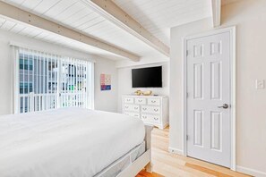 4 Schlafzimmer, Bügeleisen/Bügelbrett, WLAN, Bettwäsche