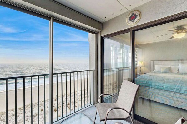 Property grounds - Oceanfront Oceana II Condo w/ Panoramic Ocean Views, WiFi, AC & Shared Pool (Ocean City)