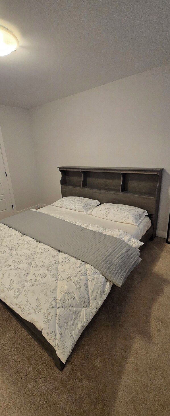 3 bedrooms, free WiFi, bed sheets