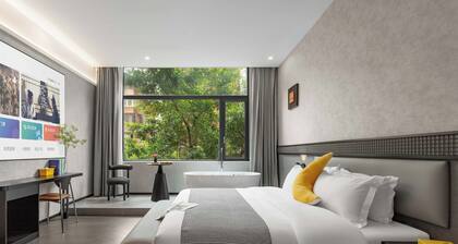 Banana FUN Hotel (Guangzhou Beijing Road Pedestrian Street Yuexiu Park)