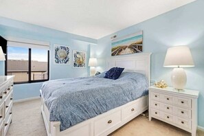 3 bedrooms, iron/ironing board, WiFi, bed sheets - Oceanfront Condo w/ Gorgeous View, 2 Balconies, Central Air & Shared Pool (Ocean City)