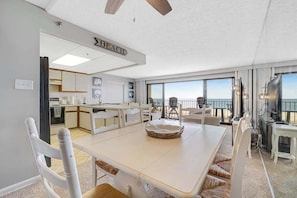 Dining - Oceanfront Condo w/ Gorgeous View, 2 Balconies, Central Air & Shared Pool (Ocean City)