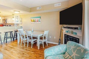 TV, fireplace, DVD player, offices - Oceanfront, Multi-Level Townhome with Decks, Beach Access & Washer/Dryer (Ocean City)