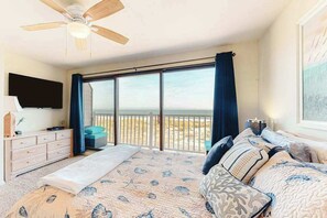 3 bedrooms, WiFi, bed sheets - Oceanfront, Multi-Level Townhome with Decks, Beach Access & Washer/Dryer (Ocean City)