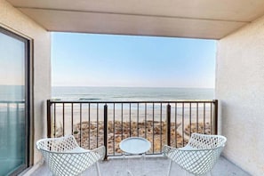 Property grounds - Beachfront/ocean-view condo with private balconies (Ocean City)