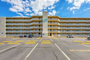 Exterior - Charming 1st-Floor Condo w/Private Balcony, Free WiFi, Partial A/C, and W/D (Ocean City)