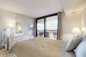 Iron/ironing board, WiFi, bed sheets - Ocean-view 1st-floor condo with electric fireplace, pools & gym (Ocean City)