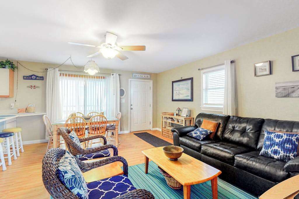 TV, DVD player, offices