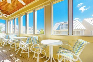 Outdoor dining - Sunset Island - 2 Beachside Mews (Ocean City)