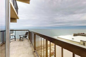 Property grounds - Wave view penthouse with resort-style amenities, two balconies, & elevators (Ocean City)