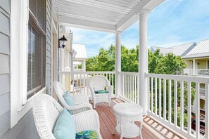 Property grounds - Sunset Island Townhouse w/Private W/D, WiFi, Shared Pool, AC - Relax and Unwind (Ocean City)