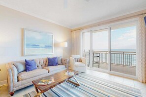 TV, offices - Oceanfront Gateway Grand Condo w/ AC, Ocean View, WiFi, W/D, Shared Pools (Ocean City)