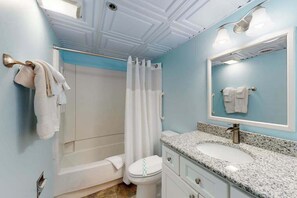 Douche, serviettes fournies
