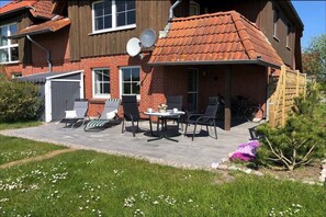 Outdoor dining - Ferienwohnung in Petersdorf auf Fehmarn (Petersdorf)