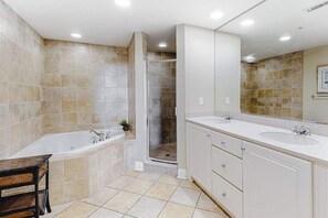 Shower, towels - Condo in an oceanfront building with side ocean view, pool, gym & garage parking (Ocean City)
