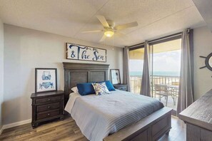 2 bedrooms, WiFi, bed sheets - Incredibly Convenient Beach Condo w/Balcony, W/D, A/C, Shared Pools, Gym, Tennis (Ocean City)
