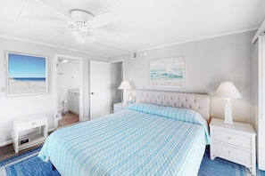 2 bedrooms, WiFi, bed sheets - Condo in an Oceanfront Building with Side Ocean View, Balcony, AC & WiFi (Ocean City)