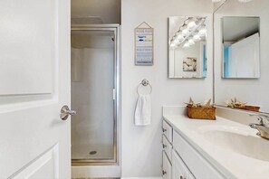 Shower, towels - Convenient & budget-friendly beach condo with balcony, pools, sauna & gym (Ocean City)
