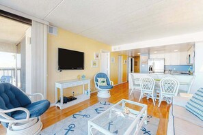 TV, DVD player, offices - Updated, ocean-view condo with balcony, pools, saunas, game room & gym (Ocean City)