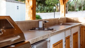 Private kitchen - Villa Rose Sardinia 200m from the Beach – Private Pool & Garden (Calasetta)