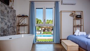 Room - Villa Rose Sardinia 200m from the Beach – Private Pool & Garden (Calasetta)