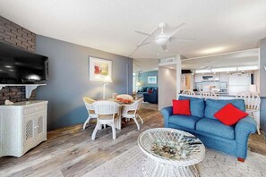 TV, DVD player, offices - Oceanfront Condo with Balcony, WiFi, AC, Laundry, TVs & Shared Outdoor Pool (Ocean City)
