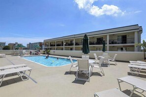 Pool - Outrigger 205 (Ocean City)