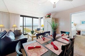 Interior - Marvelous beach condo with balcony, pools, gym, sauna & game room (Ocean City)