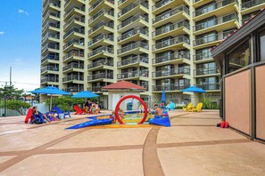 Children’s area - Beach condo with balcony, W/D, pools, game room, tennis & gym (Ocean City)